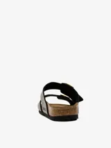 Sandalias de cuero sintético negro con hebillas doradas ajustables y plantilla de corcho.