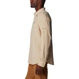 Camisa de hombre Columbia Silver Ridge, color beige, de manga larga con botones para enrollar, dos bolsillos frontales con botón, ventilación en la espalda y protección solar UPF 50.