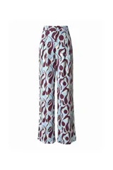 Pantalón de vestir con estampado abstracto en tonos celeste, blanco y borgoña.