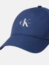 Gorra de béisbol Calvin Klein Jeans, color azul oscuro, con visera curva y logo bordado en blanco en el panel frontal.