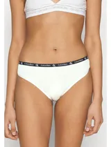 Pack de 7 bombachas de bikini, diseñadas con mezcla de algodón elástico y logotipos de Calvin Klein.