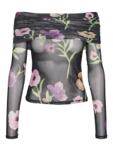 Top ajustado de mangas largas, con hombros descubiertos y estampado floral.