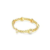 Pulsera dorada con cadena de eslabones gruesos y dijes hexagonales con circonitas blancas.