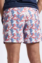Short de baño clásico con cintura elástica, cordón, dos bolsillos laterales y estampado completo.