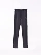 Pantalón de jogging negro con cintura elástica y cordón ajustable.