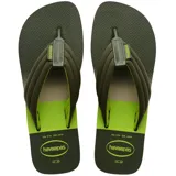 Ojotas Havaianas Urban Print con base verde militar y verde lima, con tiras gruesas verde militar.