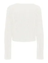 Top oversize color blanco con cuello redondo y mangas largas, con diseño largo en la parte trasera.