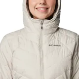 Campera puffer color salmón con capucha, cierre frontal y bolsillos laterales con cierre. Cuenta con tecnología termorreflectante Omni-Heat™ y puños con orificios para los pulgares.