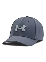 Gorro Under Armour color borgoña con logo bordado en blanco.