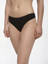 Colaless color visón con detalle de encaje en los bordes y logo de la marca en el frente.