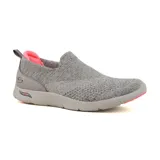 Championes Skechers sin cordones, color gris jaspeado, con tecnología Arch Fit para soporte del arco plantar y diseño Stretch Fit para mayor comodidad.