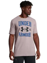 Remera gris de hombre Under Armour con logo vintage en azul y negro.