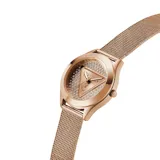 Reloj Guess para mujer, modelo GW0835L3, con caja y malla de acero inoxidable color oro rosa. La esfera está adornada con cristales y presenta el logo triangular de la marca.