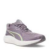Championes de running Puma Skyrocket Lite 2 W, color negro con detalles en blanco y suela marrón.