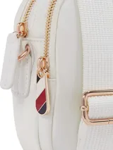 Bandolera blanca de nailon con correa de tela ajustable y extraíble. Tiene cierre de cremallera, bolsillo interior y exterior con cremallera, y el logo TH en dorado en el frente.