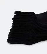 Kit de seis pares de medias deportivas invisibles negras, de algodón con suela atoallada.