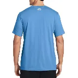 Remera azul de hombre, marca Under Armour, con logo estampado en el pecho.