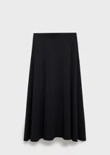 Falda midi negra de tejido de punto circular con cintura elástica y diseño evasé.