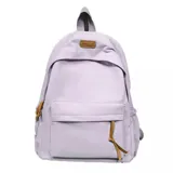 Mochila azul con detalles en cuero marrón, con bolsillo frontal con cierre, bolsillos laterales con elástico y bolsillo trasero con cierre.