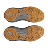 Zapatillas deportivas Under Armour UA Phantom 4 Camo, color negro con detalles de camuflaje en la entresuela y suela color caramelo.