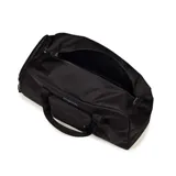 Bolso de viaje tipo duffel Jansport Weekender Large, color negro, con doble asa de mano y bolsillo frontal con cierre.