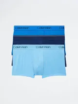 Pack de tres bóxers Calvin Klein de microfibra elástica en tonos de azul, con cintura elástica con logo de la marca.
