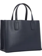 Cartera tote compacta Tommy Hilfiger color azul marino, con acabado liso y logo TH en relieve. Incluye monedero extraíble con cremallera, doble asa superior y correa tejida ajustable y extraíble.