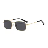 Lentes de sol rectangulares unisex con marco dorado y lentes verdes.