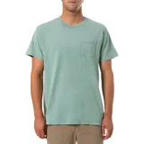 Remera verde de manga corta con bolsillo en el pecho.