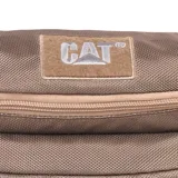Riñonera unisex marca Caterpillar (CAT) color negro, con logo blanco estampado en el frente. Tiene un compartimento principal con cierre de cremallera, un bolsillo frontal con cremallera, un bolsillo trasero con cremallera y un bolsillo interior con cremallera.