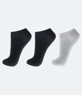 Kit de tres pares de calcetines cortos, de algodón, color negro y gris.