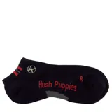 Calcetines cortos deportivos Hush Puppies, color negro, con detalles en rojo y gris. Presentan el logo de la marca bordado en rojo en la parte superior y un logo circular en el tobillo.