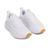 Championes de entrenamiento Under Armour Project Rock BSR 5, color blanco con suela marrón. Diseñados para movimientos explosivos y entrenamiento dinámico, con estabilidad para entrenamiento de fuerza, flexibilidad para HIIT y amortiguación para movilidad.