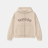 Canguro beige con capucha y cierre frontal, de corte holgado y con texto gótico en el pecho.