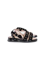 Sandalias negras de gamuza con plataforma corrida forrada y tachas doradas.