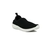 Zapatillas deportivas Actvitta elastizadas para mujer, color negro con suela blanca.