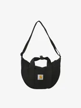 Bolso pequeño Carhartt Kayter color negro, confeccionado en lona de nailon repelente al agua, con forma de media luna. Tiene un compartimento principal con cremallera, bolsillo interior con cremallera, correas laterales ajustables y correa para el hombro.
