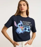 Remera azul marino de algodón con estampado de Stitch comiendo un helado y la frase "Chilled Vibes".
