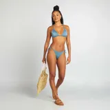 Sujetador de bikini triángulo azul con efecto irisado.