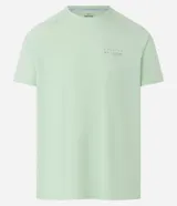 Remera deportiva color verde claro, de corte regular, con cuello redondo y mangas cortas. Estampa con la frase "Seeking My Highs" en el frente.