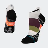 Medias tobilleras Stance Make a Break con tecnología FEEL360™ e Infiknit™ para mayor comodidad y durabilidad. Diseño con bloques de color en negro, blanco, naranja, verde, borgoña y celeste.
