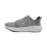 Zapatillas deportivas grises con detalles en negro, con suela blanca de goma.