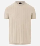 Remera de manga corta color marrón, con cuello redondo y textura acanalada vertical. Confeccionada en viscosa y poliamida.