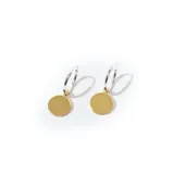 Aros de plata 925 con argolla y dije circular enchapado en oro.