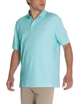 Chomba celeste de piqué de algodón pima peruano, con cuello clásico y tapeta de dos botones.