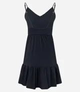 Vestido corto negro de algodón con breteles finos, escote en V y volado en el ruedo.