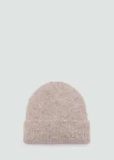 Gorro de lana color beige, tejido de punto.