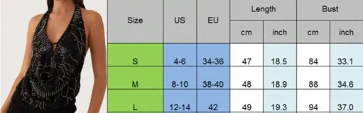 Top negro con escote halter, bordado con lentejuelas y cuentas.