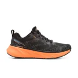 Championes deportivos Skechers Relaxed Fit: Edgeride - Enzoh, color negro con suela naranja. Capellada de malla reciclada, plantilla Air-Cooled Memory Foam y entresuela ligera para absorción de impactos.