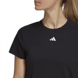Remera deportiva negra de mujer, marca Adidas, modelo Essentials Aeroready. Confeccionada con materiales reciclados y tecnología Aeroready para control de la humedad.